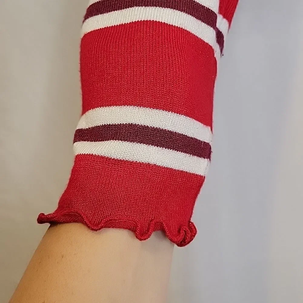 Ultra Flirt. Cropped Sweater. Size Medium. EUC